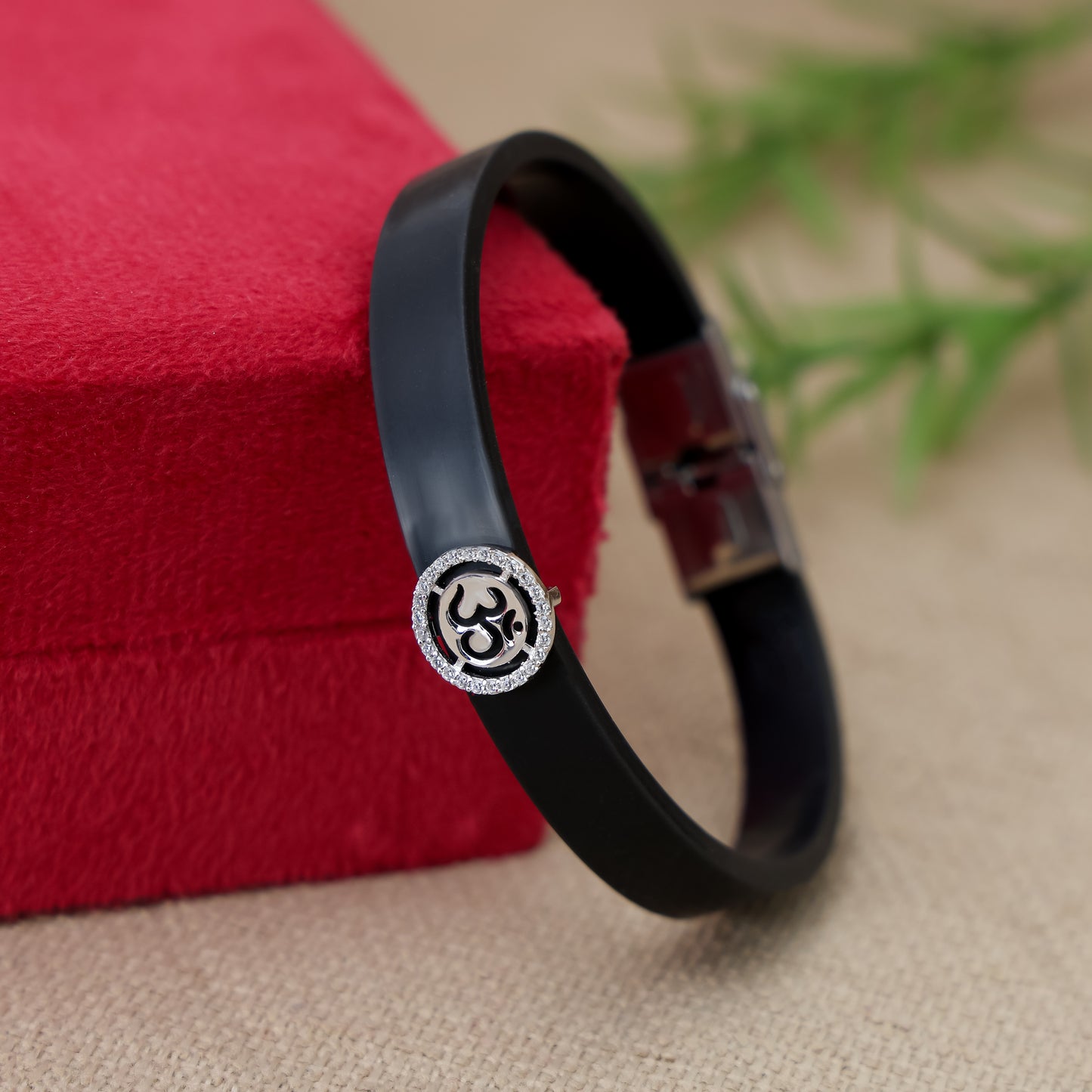 Classic Men's Silver OM Wristband