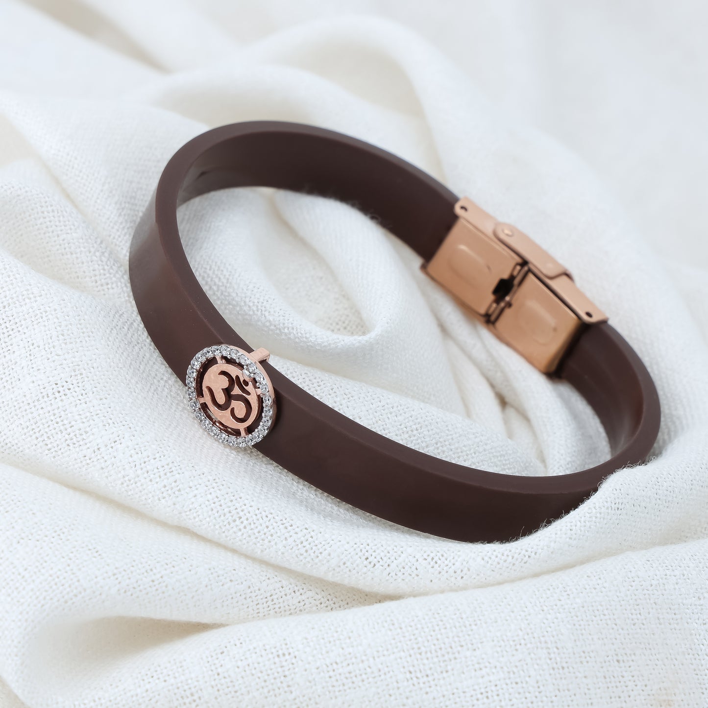 Classic Men's Silver OM Wristband