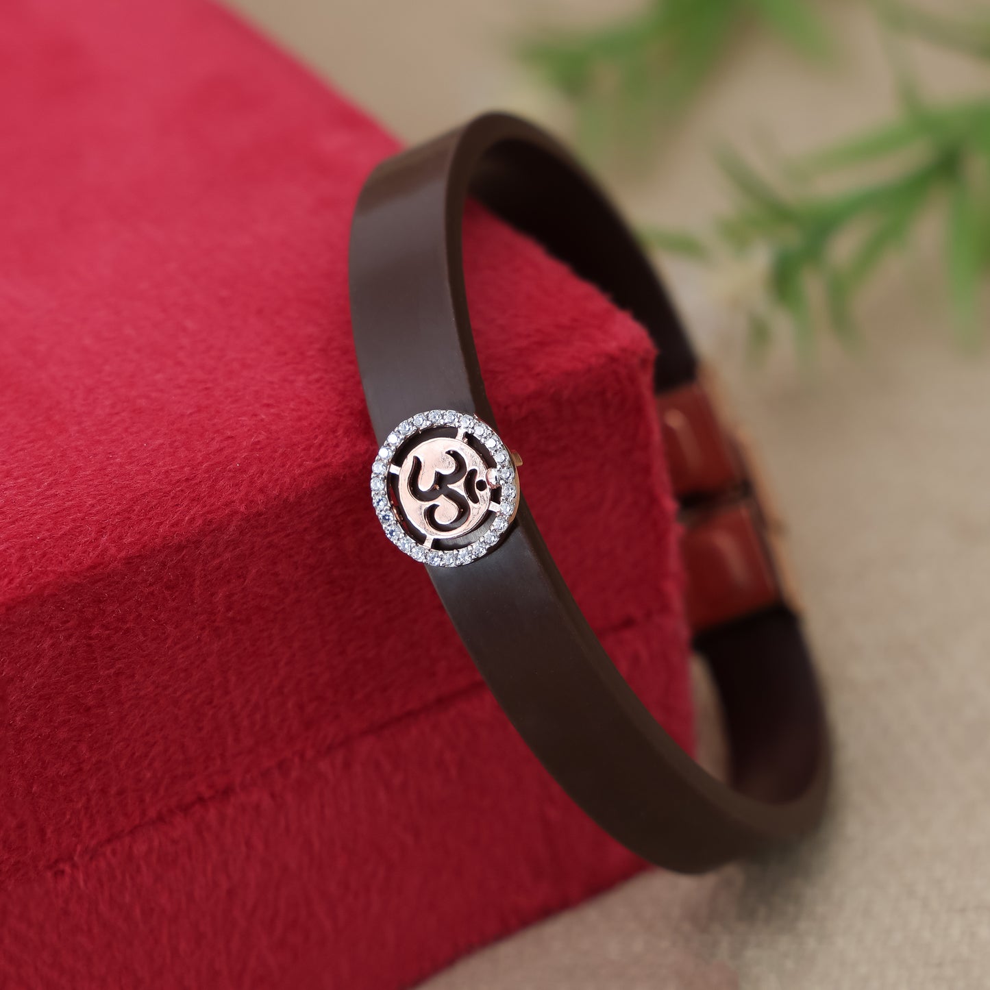 Classic Men's Silver OM Wristband