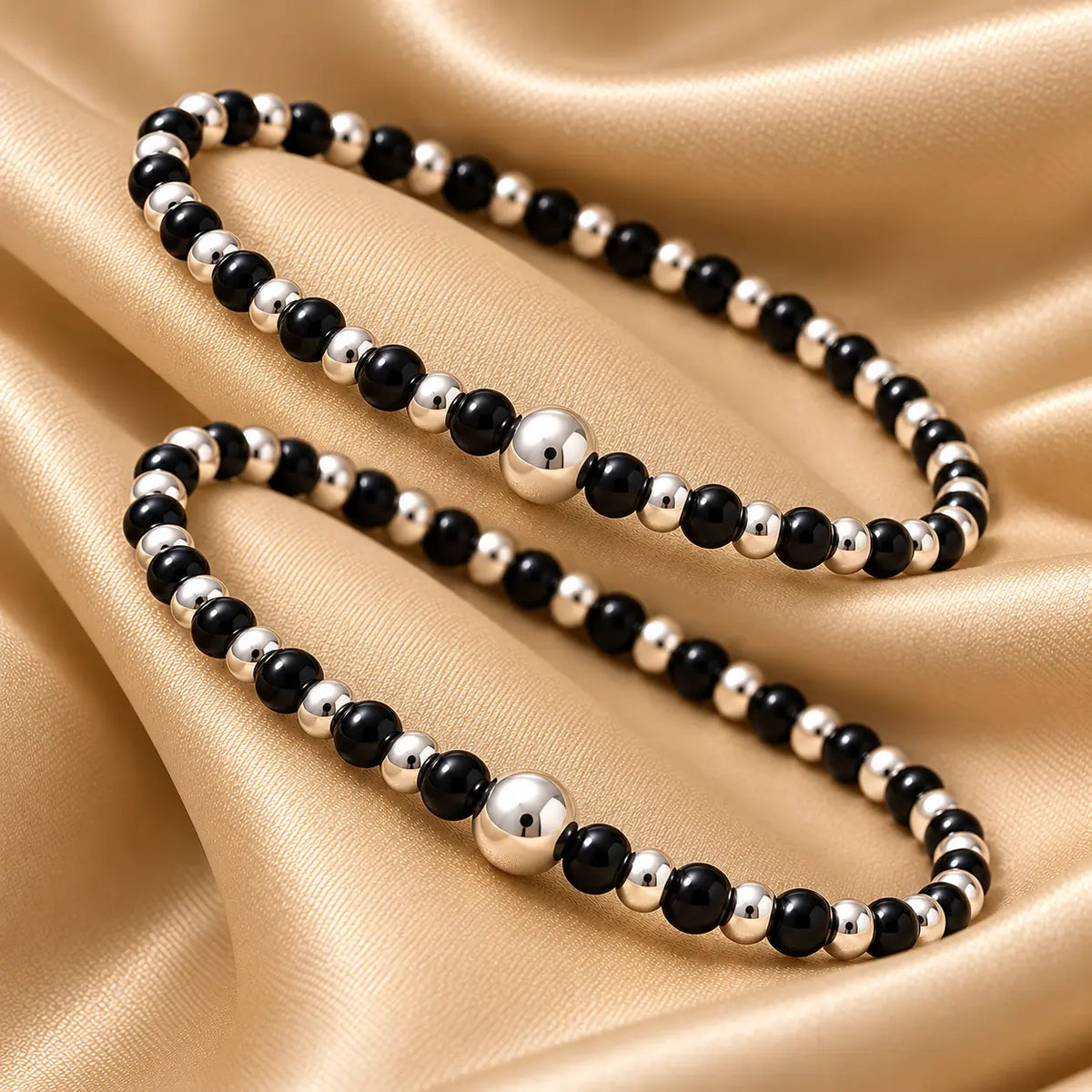 Silver Plain Moti & Black Buds Bracelet for women