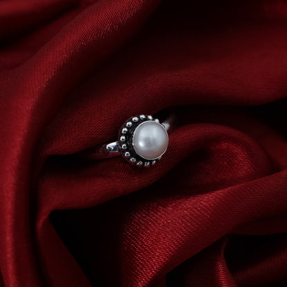 Shiny White Moti Silver Ring