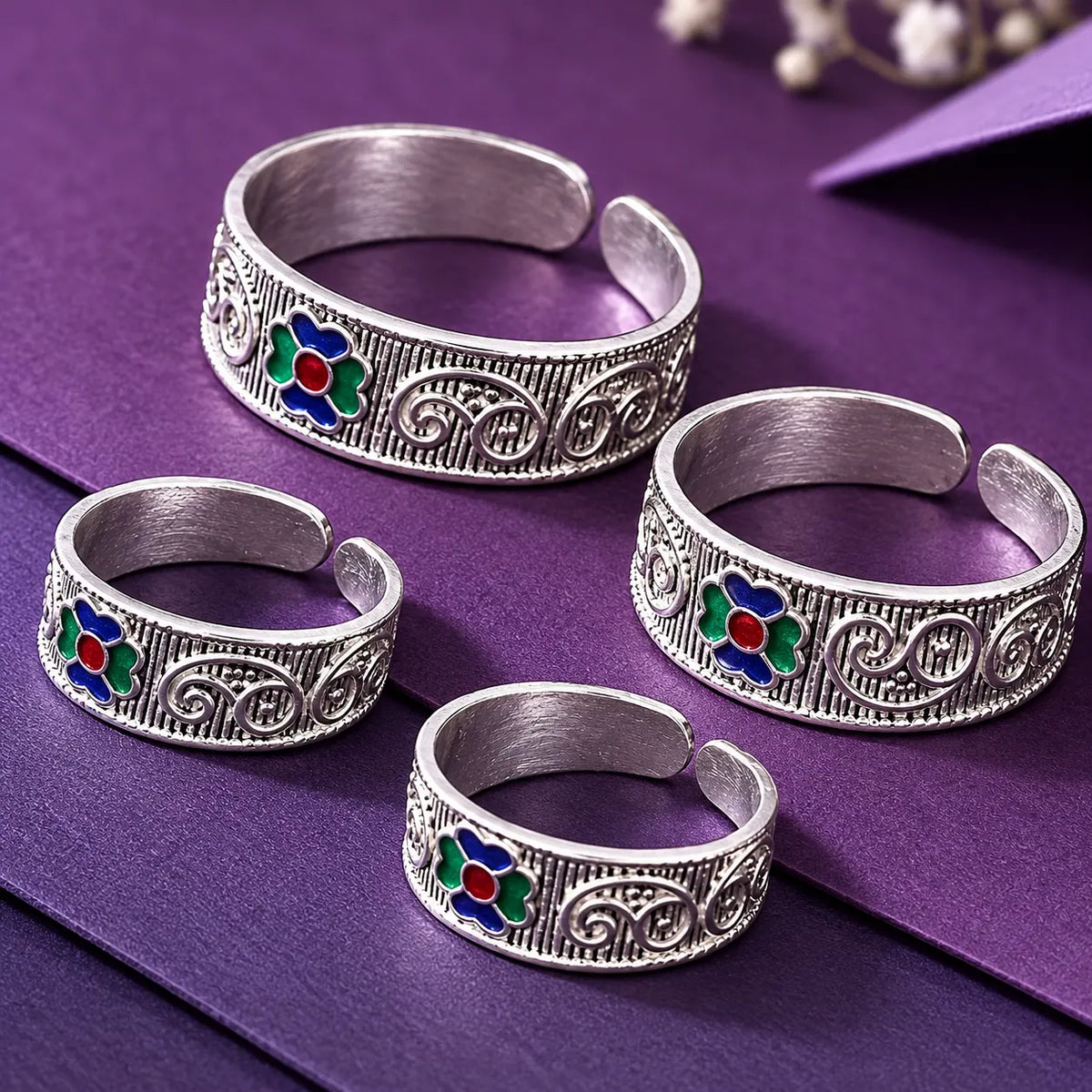 Silver Center's Authentic Colours Toe Rings