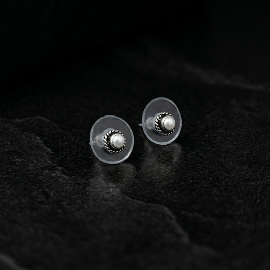 Classic Pearl Silver Studs
