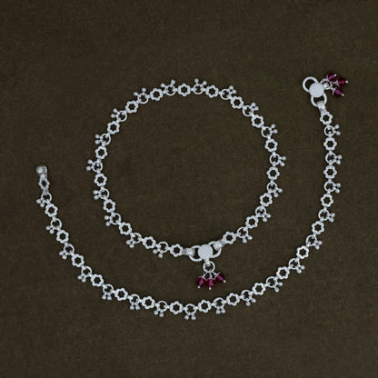 Silver Flower Design Payal Pair Elegant & Lightweight