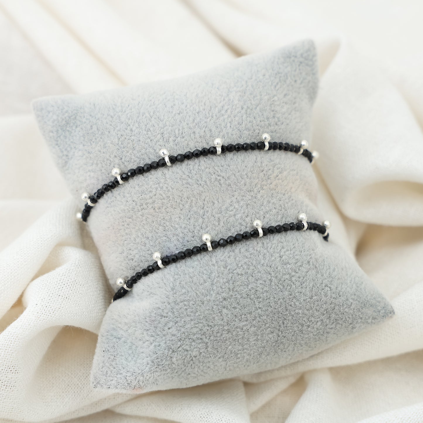 Minimal Silver Bud Dhaga