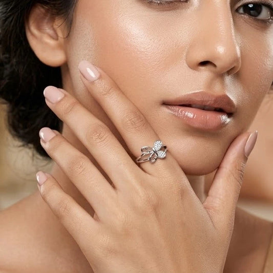 Elegant Butterfly Crystal Fashion Ring – Adjustable Silver-Tone Open Band