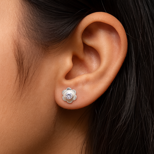 Elegant Floral Silver Stud Earrings with Sparkling Stone