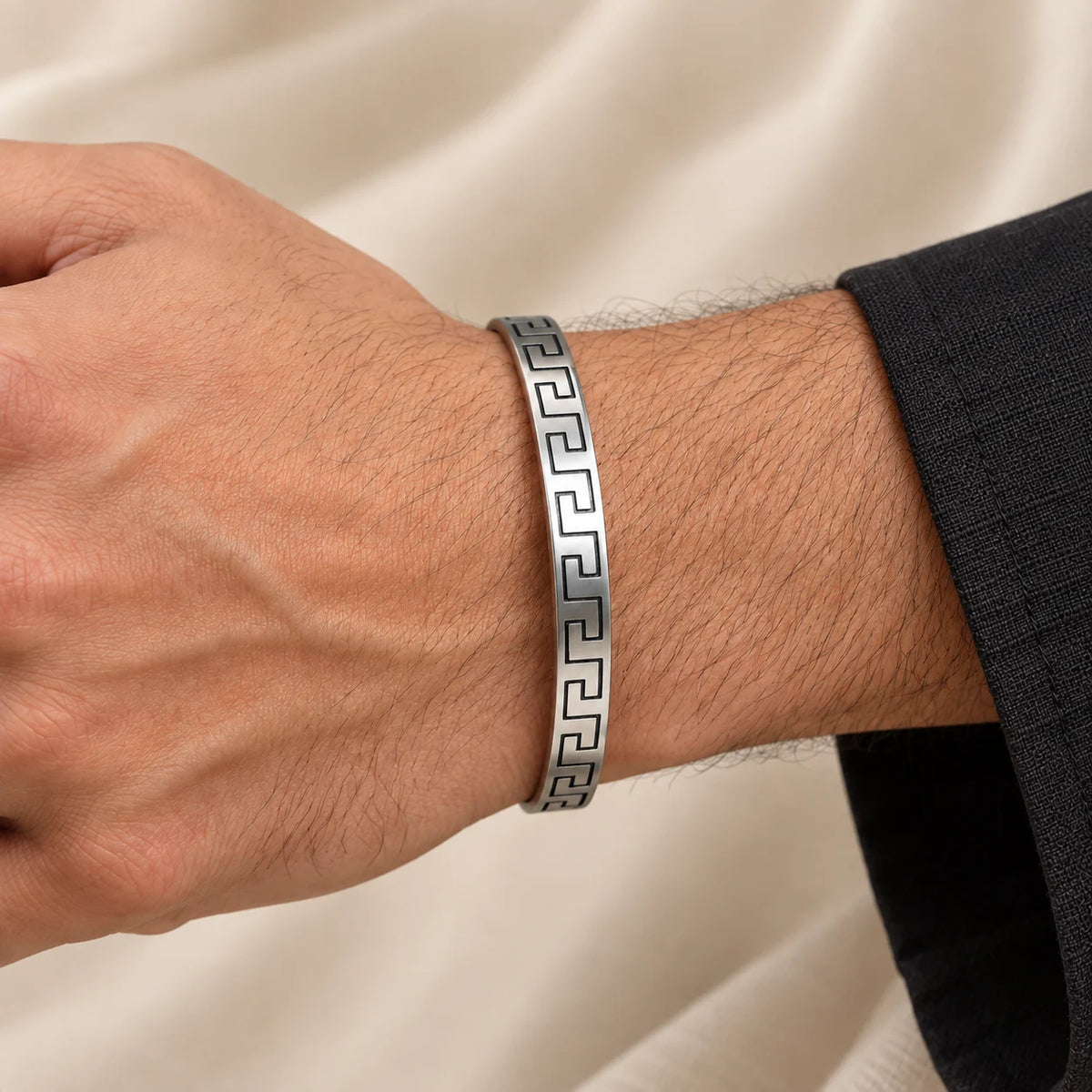 Elegant 925 Silver Kada for Boys – Fashionable & Strong