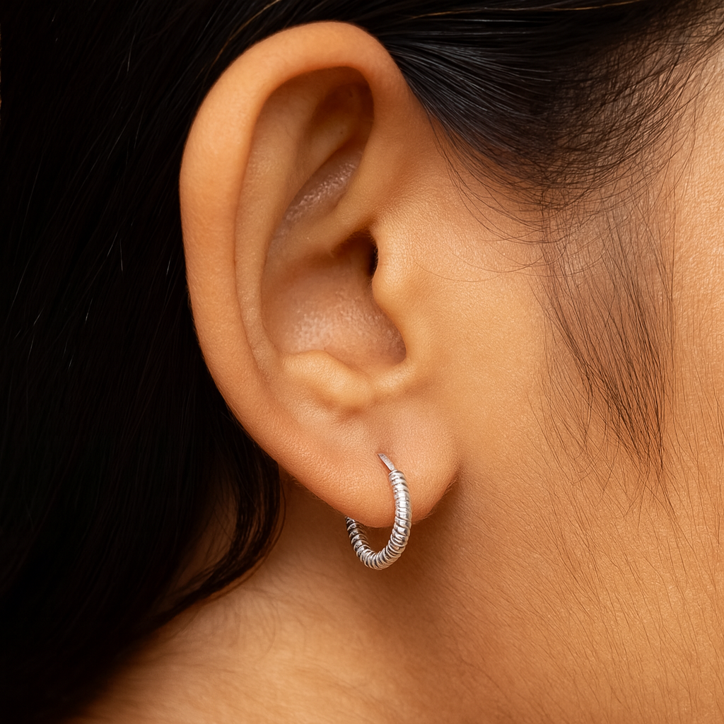 Elegant Coiled Design Silver Hoops