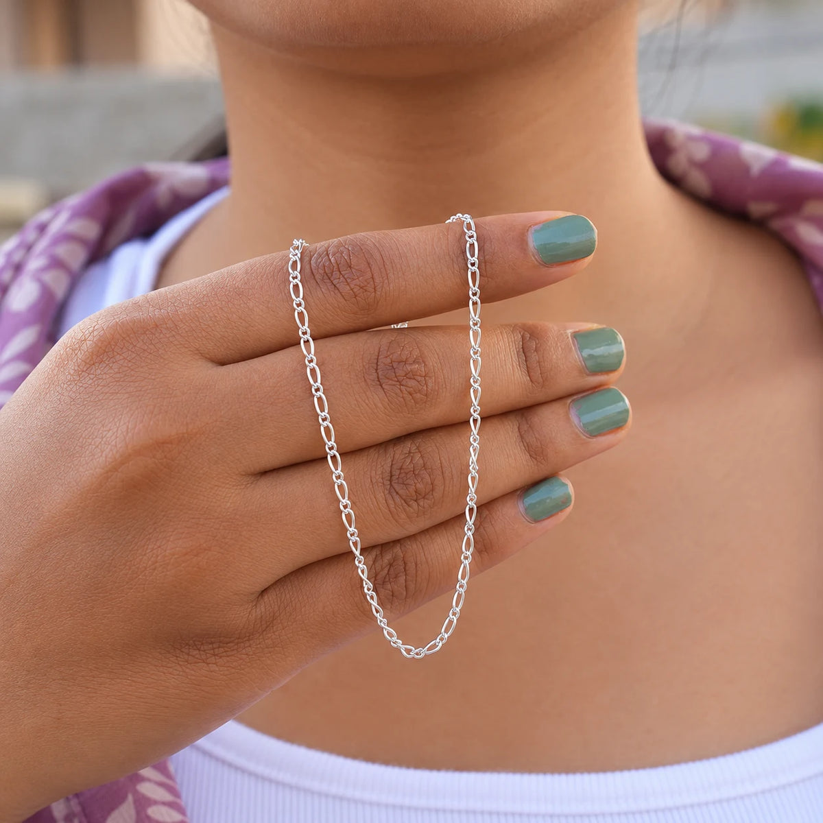 Elegant Silver Oval Link Chain Necklace for Women