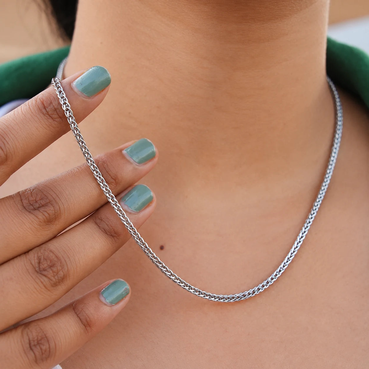Elegant Silver Woven Link Chain Necklace for Women