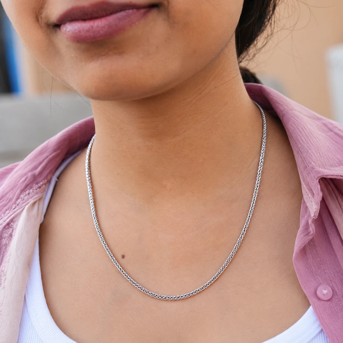 Elegant Silver Woven Link Chain Necklace for Women