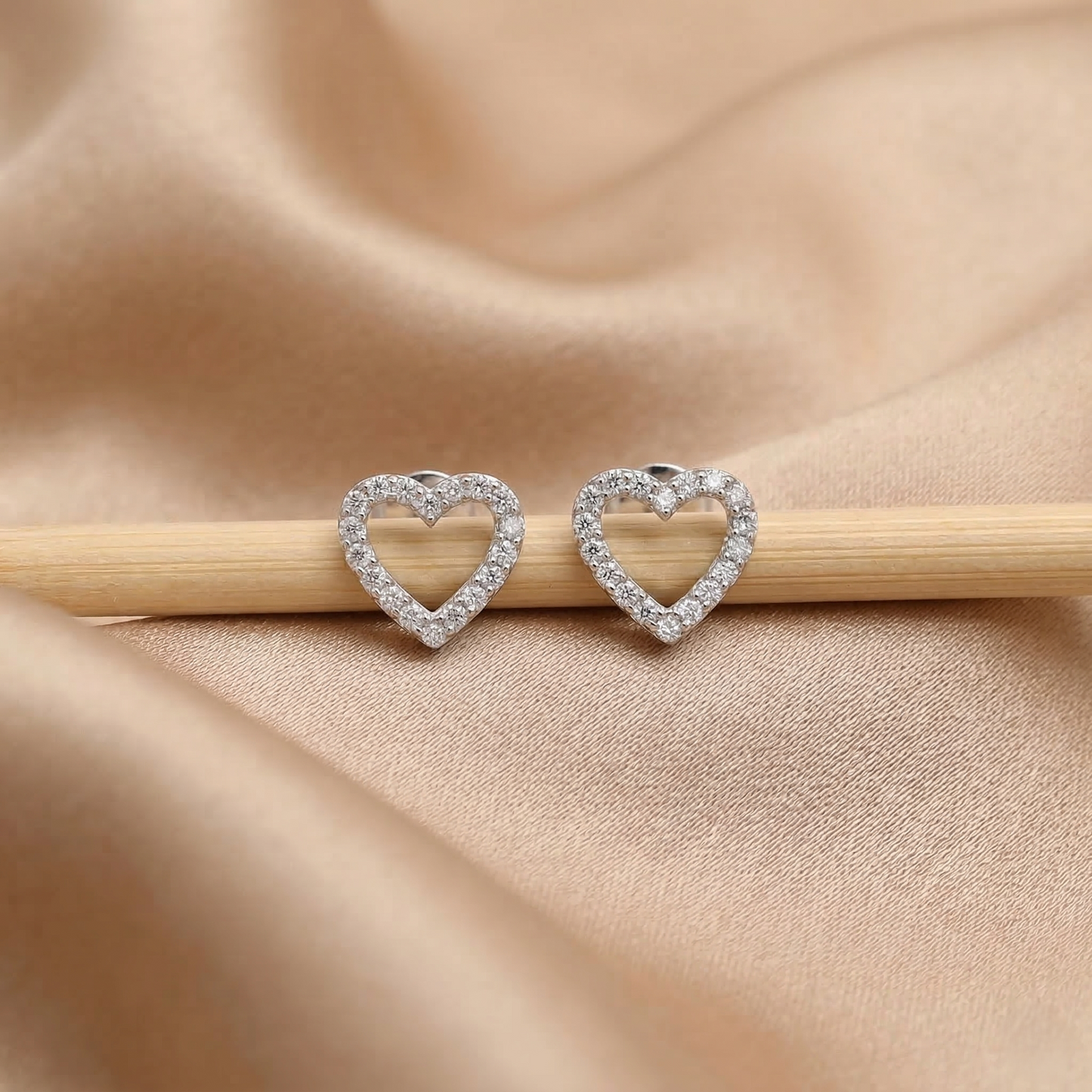 Lightweight Heart Silver Earrings