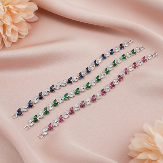 Three Colour Pattern Silver Bracelet (Any Color One Pcs)