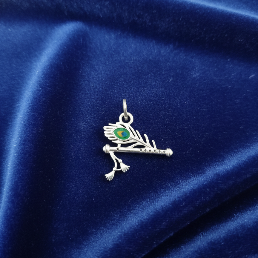 Pure Silver Flute Pendant with Morpankh Detailing