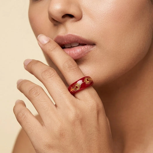 Red Peacock Feather Spiritual Band Ring – Traditional Decorative Ring