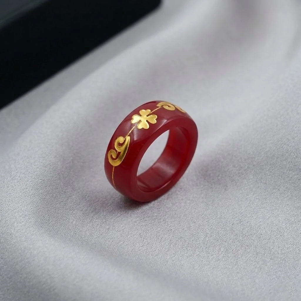 Red Resin Lucky Clover Ring with Gold Inlay – Vintage Minimalist Band Ring