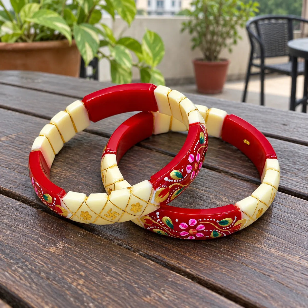 Red_Cream_Traditional_Floral_Designer_Bangles