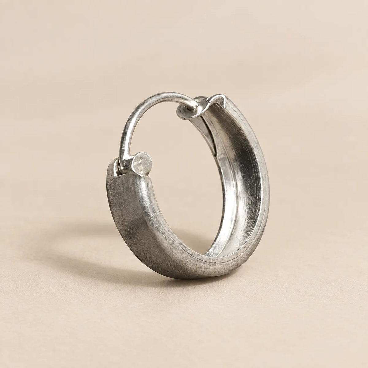 Rogue Curve Silver Bali for Men Silver Bold Daily Wear Bali