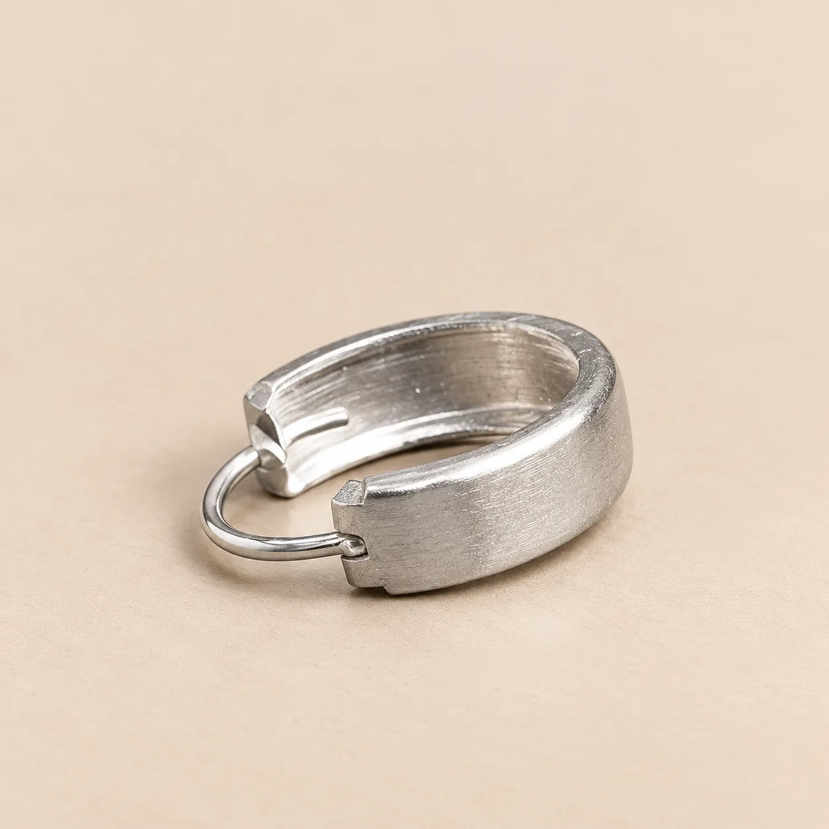 Rogue Curve Silver Bali for Men Silver Bold Daily Wear Bali