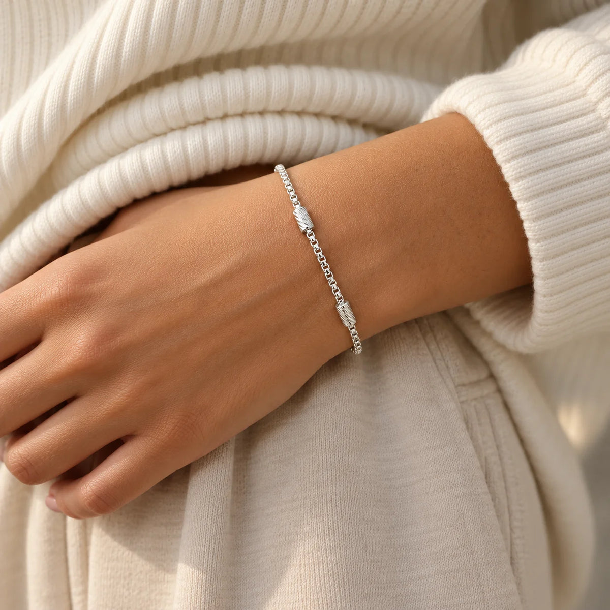 Silver Elegant Box Chain Bracelet for Women