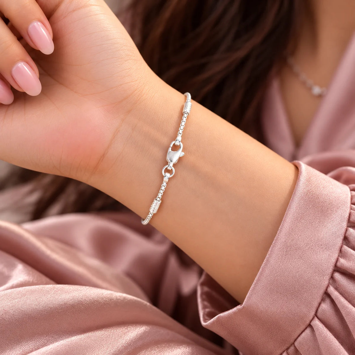 Silver Elegant Box Chain Bracelet for Women