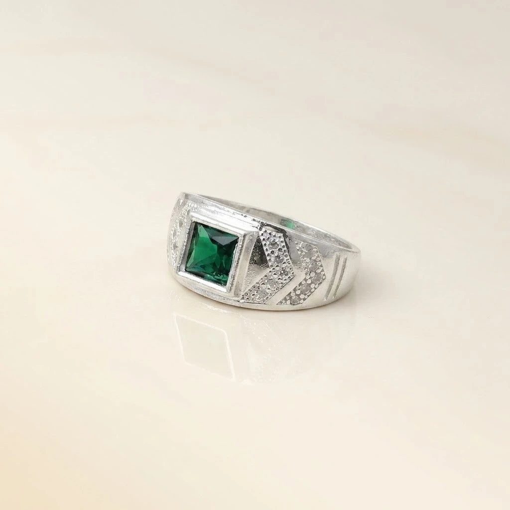 Silver Exquisite Green Stoned Boys Ring