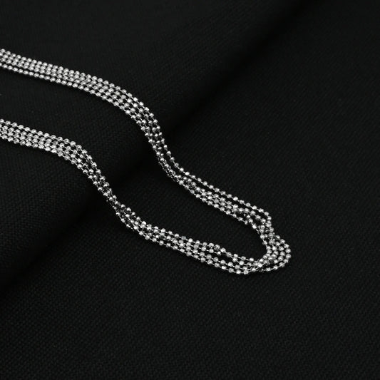 Silver Looking A Majestical Girls Chain For Women

