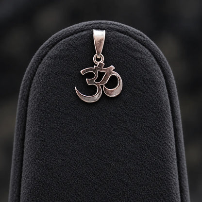 Silver Om Pendant