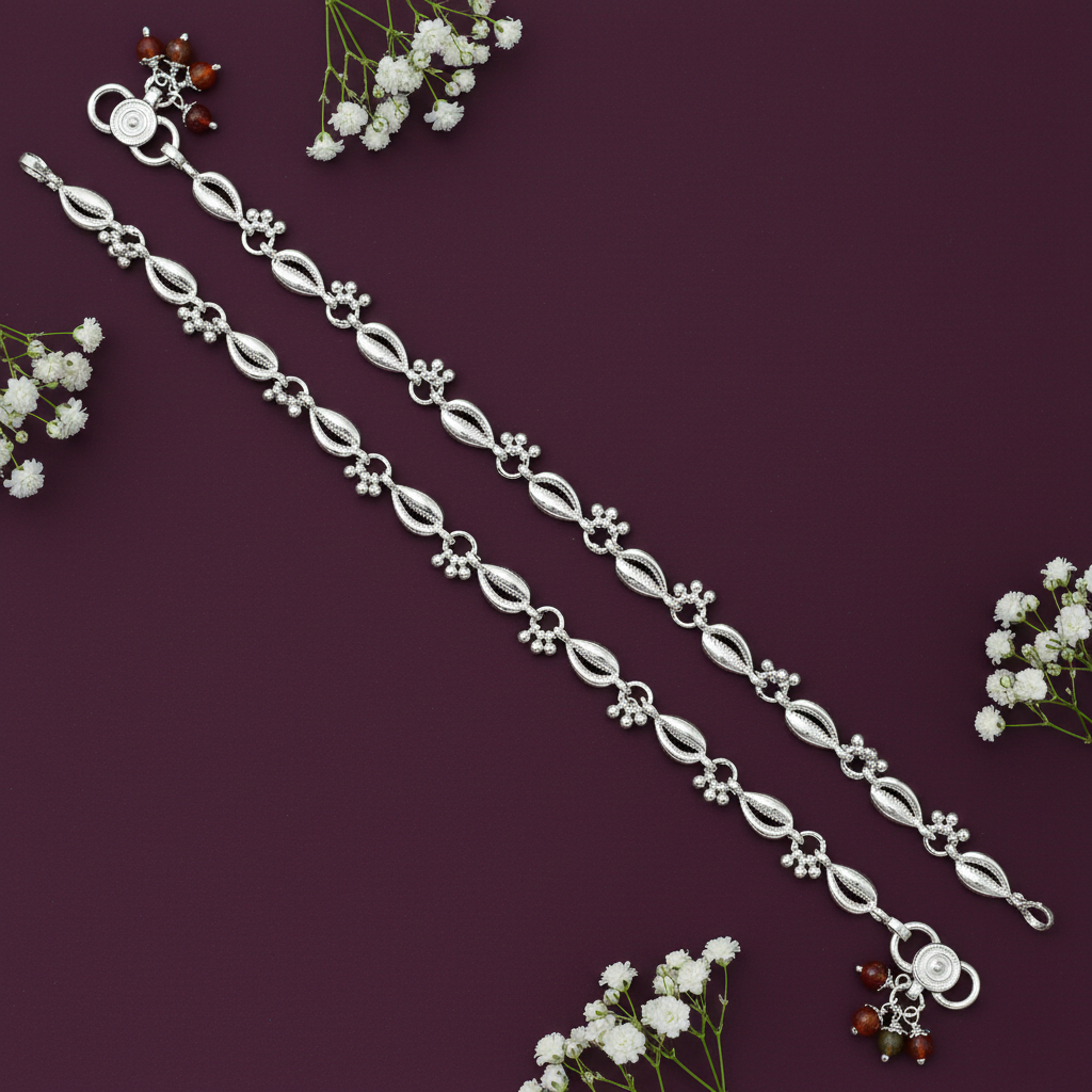 Silver Shell Design with Small Ghungroo Payal