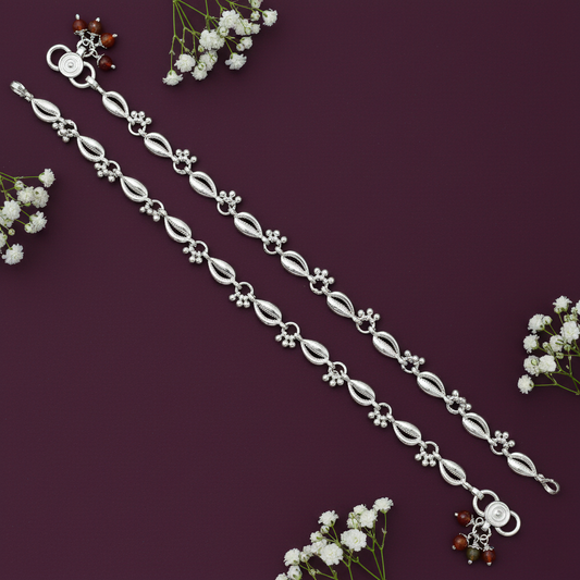 Silver Shell Design with Small Ghungroo Payal