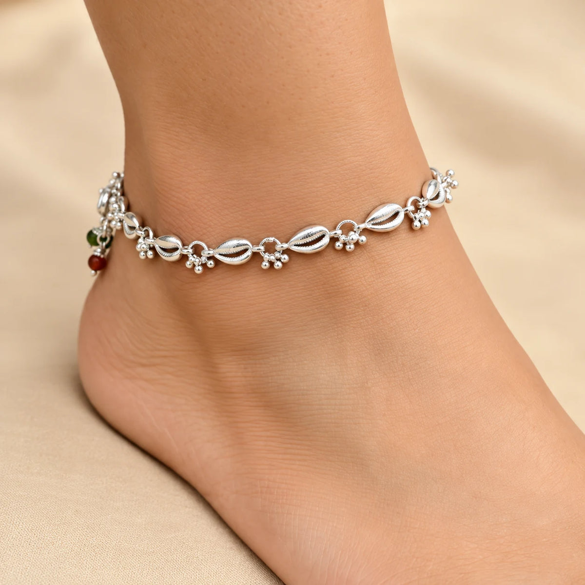 Silver Shell Design with Small Ghungroo Payal