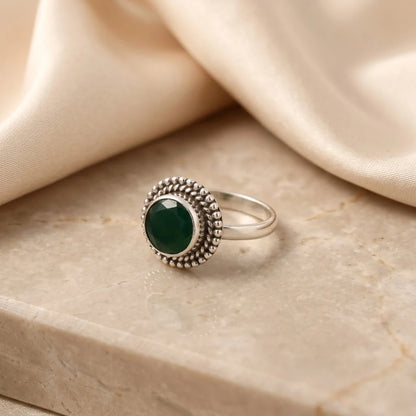 Silver Stunning Evergreen Stone Ring