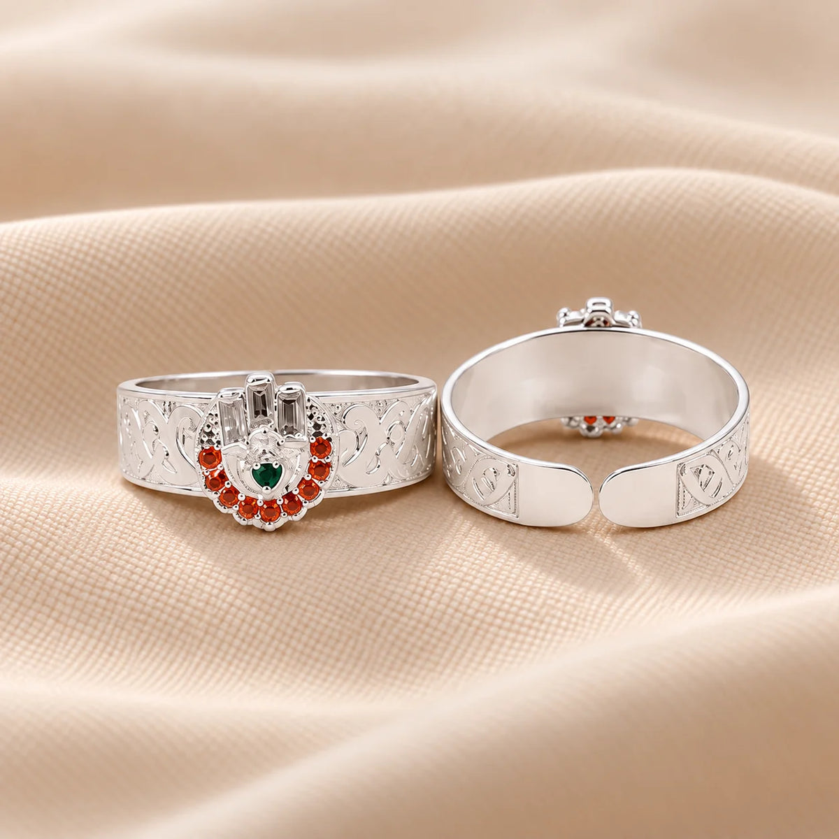 Silver Unique Design Orange Gem Stone Bichhiya for Girls