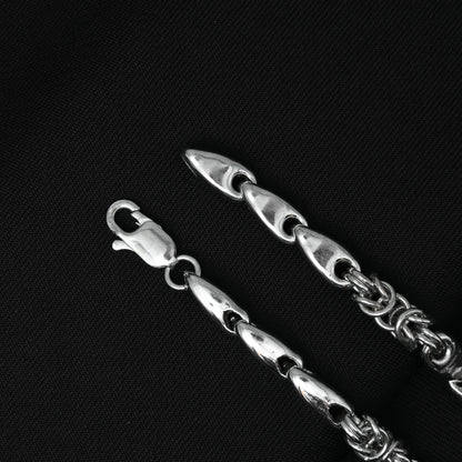 Sleek Knot Design Link Chain For Boys

