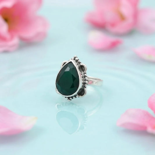 Sterling Silver Vintage Design with Drop Shape Green Gem Stone Ring for Girls