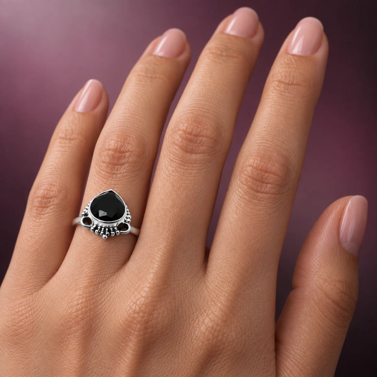 Sterling Silver Vintage Design with Drop Shape Green Gem Stone Ring for Girls