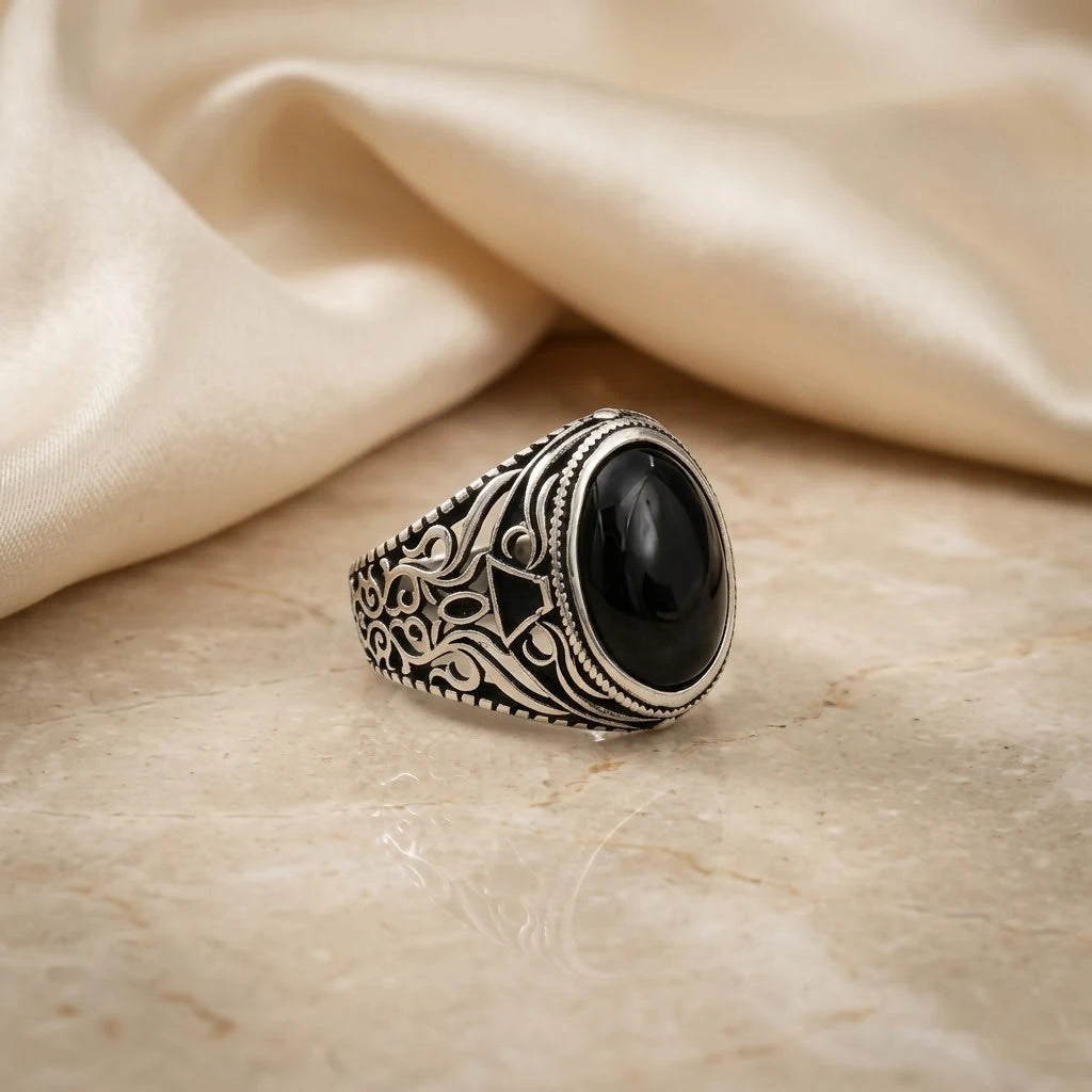 Traditional Design Oval Shape Black Stone Silver Ring
