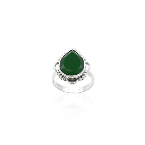 Elegant silver ring with a unique green crush motif.