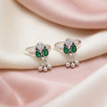 Silver Grace of Green Stone Toe Rings
