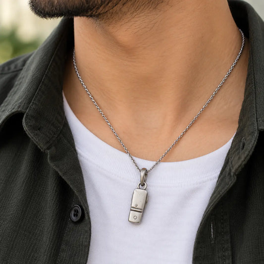 Silver Knife(chaku) Design Pendant