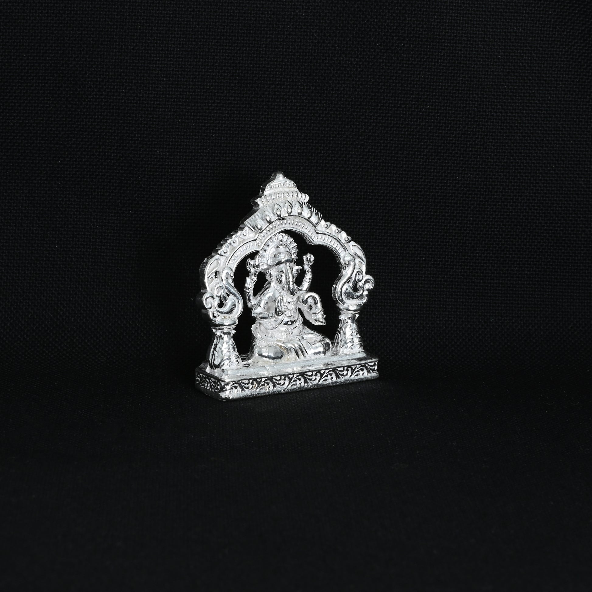 Elegant silver statue of Lord Ganesh, perfect for spiritual spaces