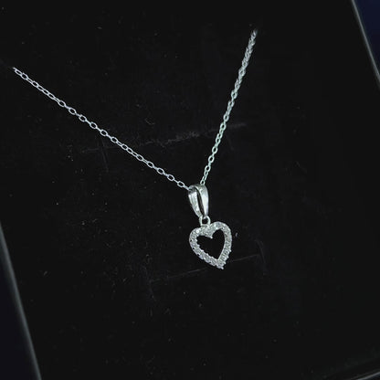 Lightweight Silver Heart Pendent With Chain