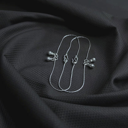Elegant Plain Chain Silver Anklet with Ghungroo