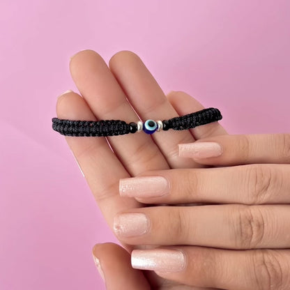 Silver Evil Eyes Adjustable Dhaga Bracelet