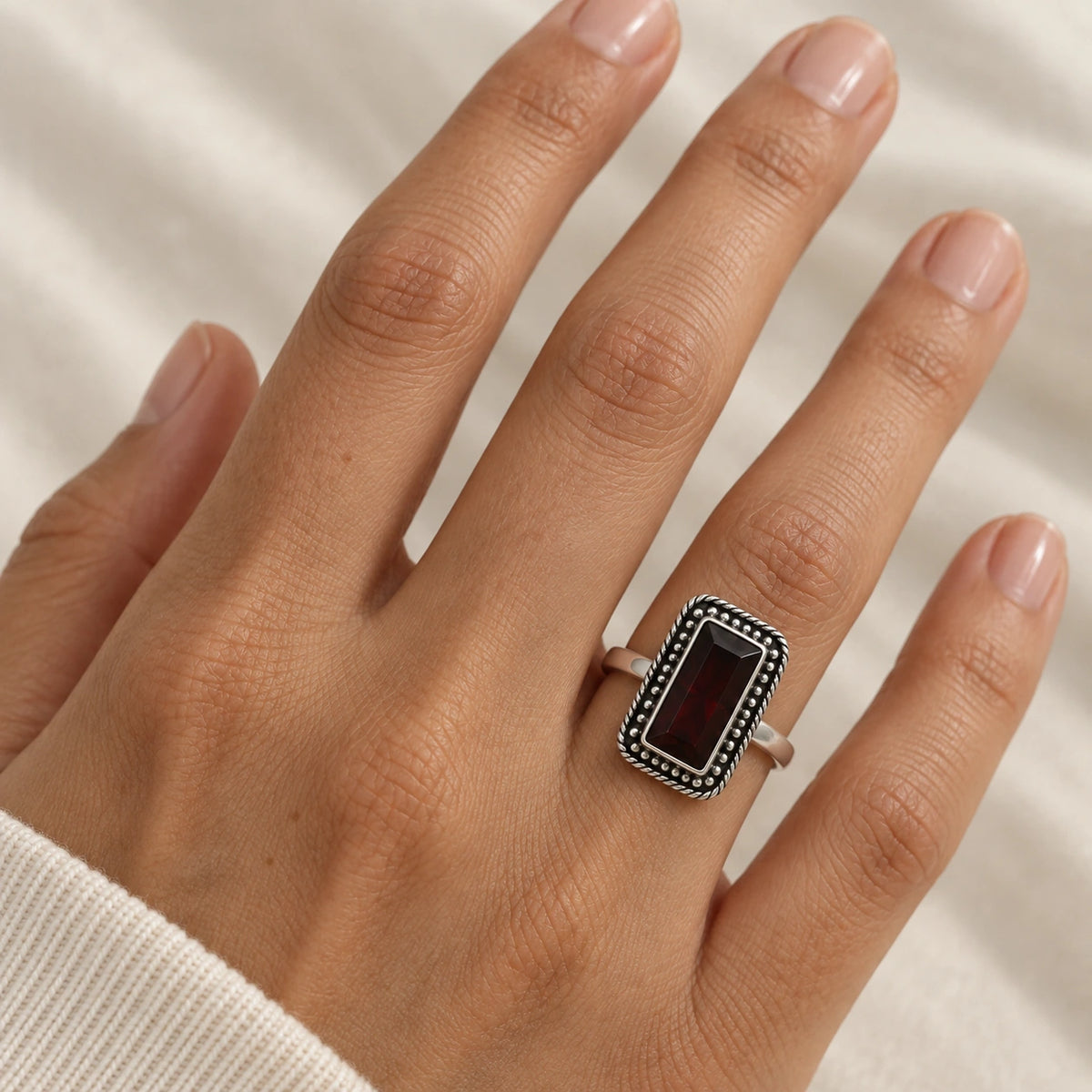Sterling Silver Vintage Design with Rectangle Red Gem Stone Ring for Girls